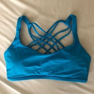 lululemon free to be wild bra (blue)